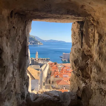 Villa Anica Dubrovnik - Luxurious With A Sea View بيت ضيافة