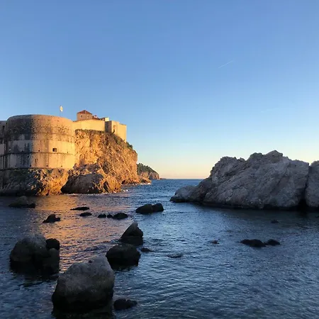 Guest house Villa Anica Dubrovnik - Luxurious With A Sea View 4*