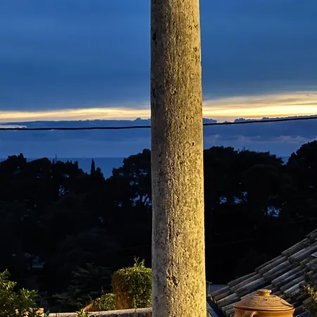 Anica - Luxurious With A Sea View 4*