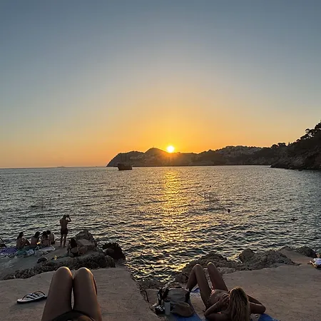 Villa Anica Dubrovnik - Luxurious With A Sea View بيت ضيافة