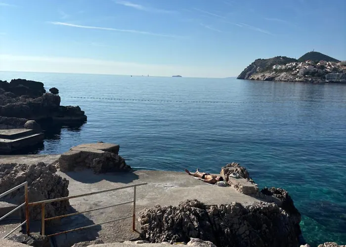 Anica - Luxurious With A Sea View 招待所 4*