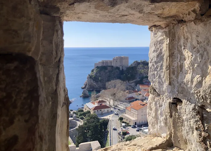 Anica - Luxurious With A Sea View