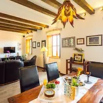 Anica - Luxurious With A Sea View 4*