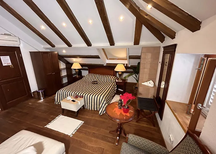Anica - Luxurious With A Sea View Konukevi